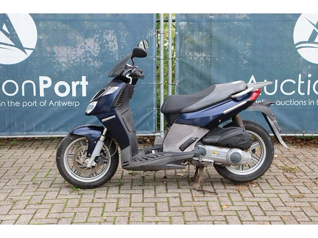 Scooter aprilia 250ie benzine - afbeelding 1 van  1