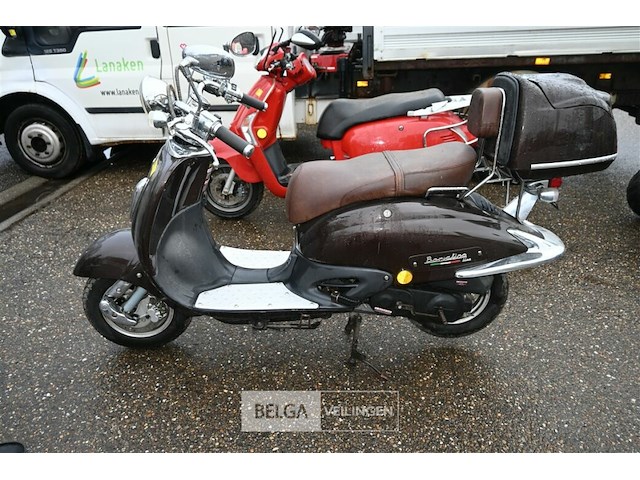 Scooter borsalino - afbeelding 2 van  7