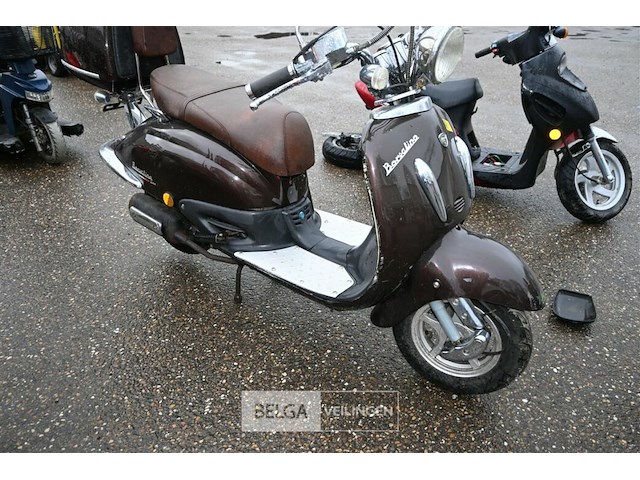 Scooter borsalino - afbeelding 3 van  7