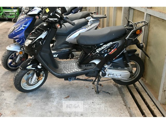 Scooter explorer cracker - afbeelding 1 van  6