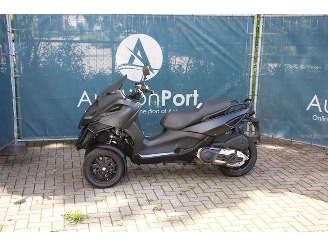 Scooter gilera fuoco 500 benzine 41pk 2012 - afbeelding 1 van  1