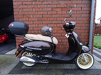 Scooter gts - afbeelding 5 van  6
