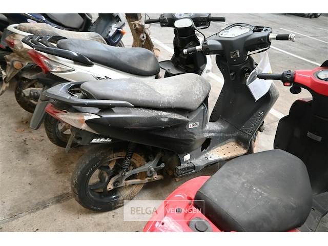 Scooter honda - afbeelding 3 van  5