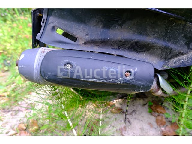 Scooter (inval op straat) yamaha majesty 125 - afbeelding 6 van  16