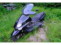 Scooter (inval op straat) yamaha majesty 125 - afbeelding 9 van  16