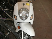Scooter kymco sento 50 - afbeelding 3 van  7