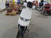 Scooter motron - afbeelding 3 van  4