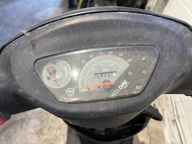 Scooter neco baotian (lot 66) - afbeelding 7 van  8