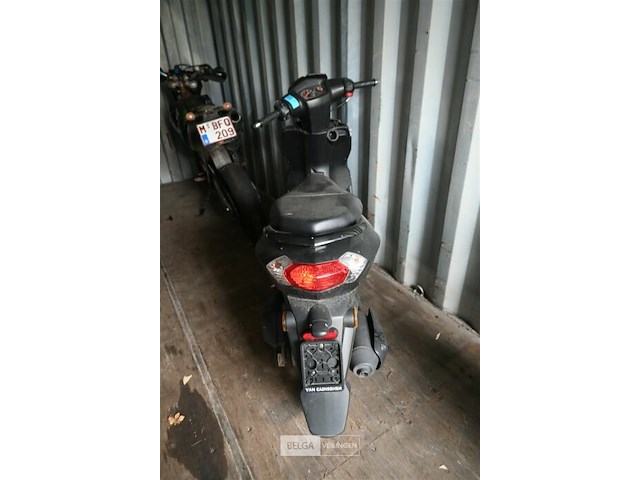 Scooter peugeot kisbee - afbeelding 3 van  6