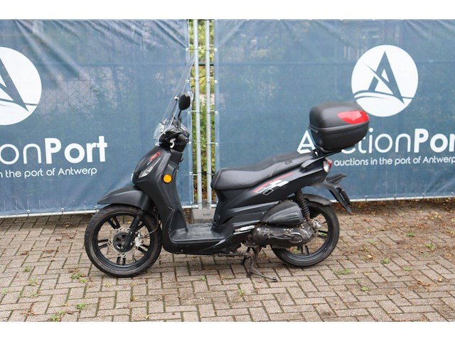 Scooter peugeot tweet benzine 2012 (marge) - afbeelding 1 van  1
