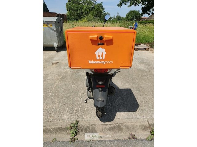Scooter peugeot tweet - afbeelding 2 van  4