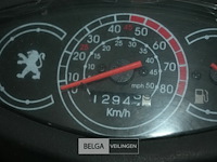 Scooter peugeot v-clic - afbeelding 4 van  5