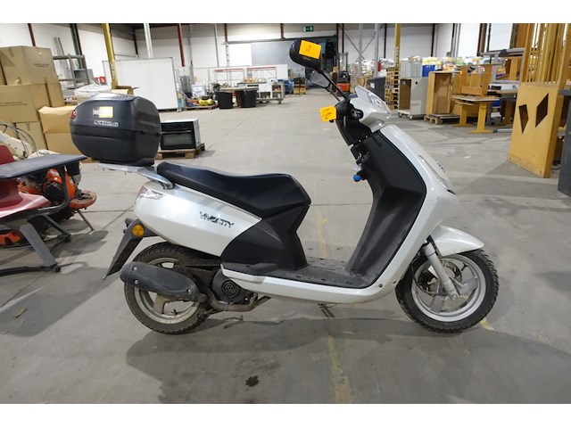 Scooter peugeot - afbeelding 2 van  4