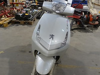 Scooter peugeot - afbeelding 3 van  4