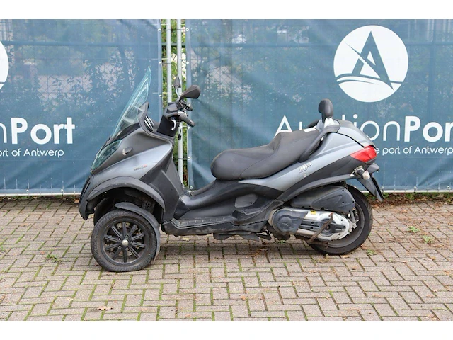 Scooter piaggio 500ie sport benzine 40pk 2014 - afbeelding 1 van  1