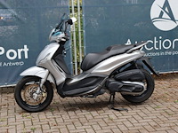 Scooter piaggio beverly 350 benzine 2019 (marge) - afbeelding 1 van  1