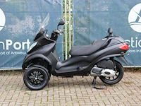Scooter piaggio m64 benzine 22pk 2010