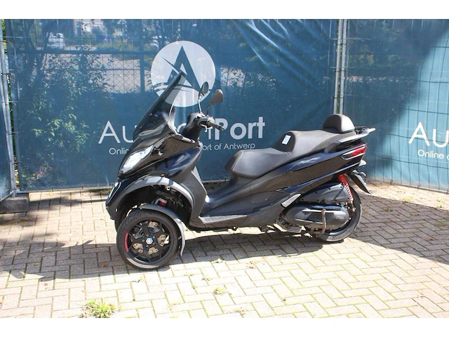 Scooter piaggio mp3 350 benzine 30pk 2021 (marge) - afbeelding 1 van  1