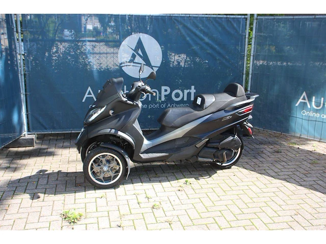 Scooter piaggio mp3 benzine 40pk 2017 (marge) - afbeelding 1 van  1
