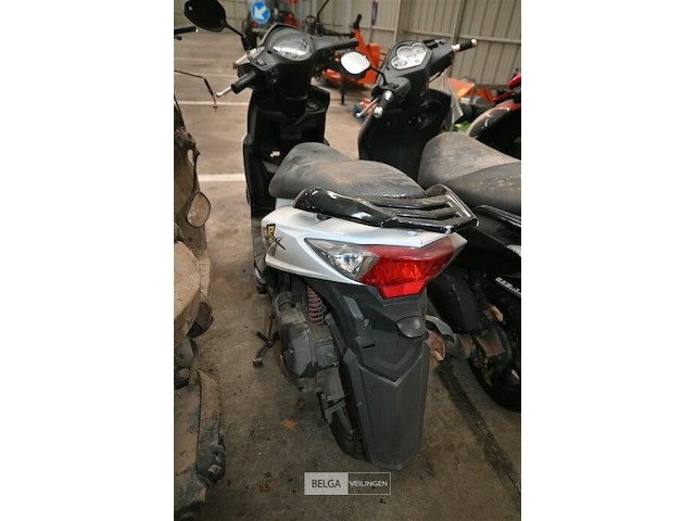 Scooter sym jet 4 r - afbeelding 2 van  5