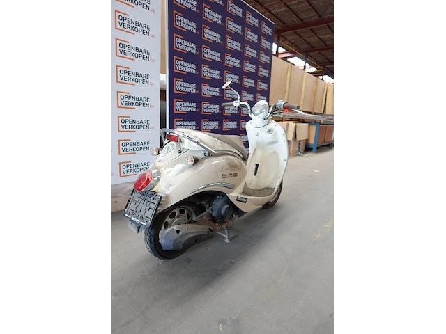 Scooter sym mio - afbeelding 11 van  14
