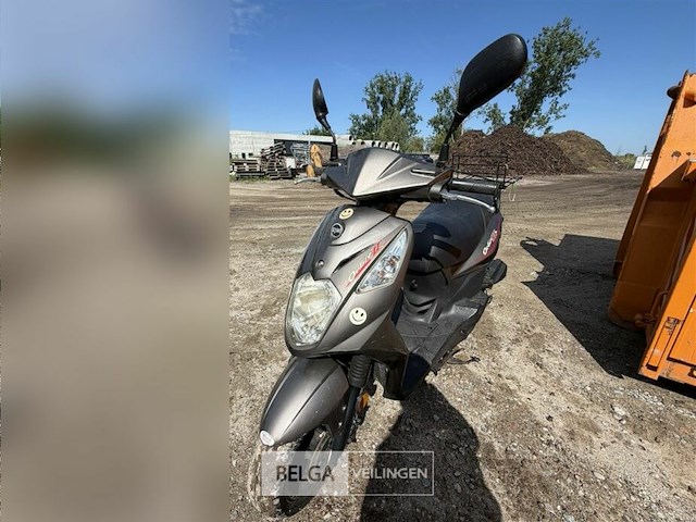 Scooter sym - afbeelding 1 van  12