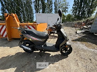 Scooter sym - afbeelding 11 van  12
