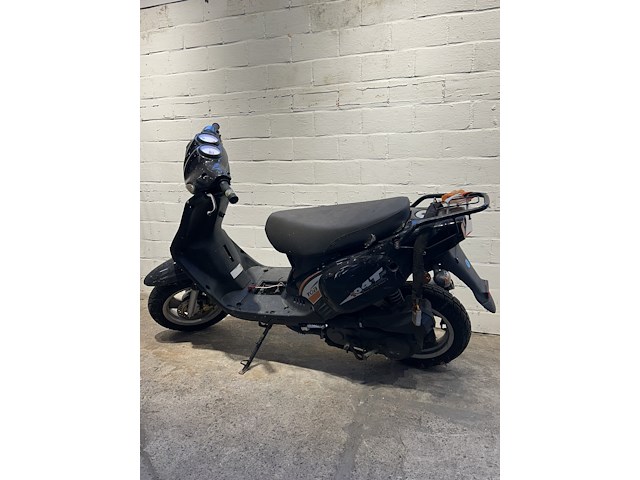 Scooter tgb 104t voor onderdelen - afbeelding 1 van  6
