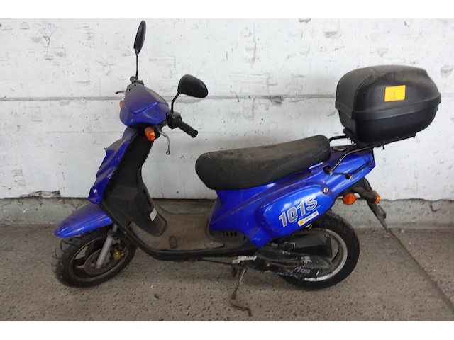 Scooter tgb - afbeelding 1 van  8