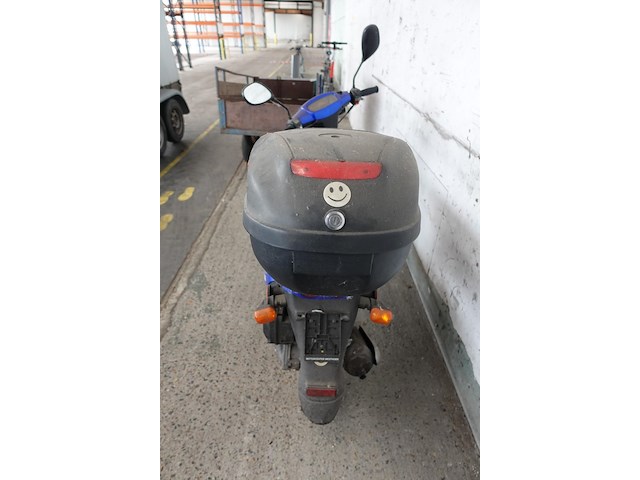 Scooter tgb - afbeelding 3 van  8