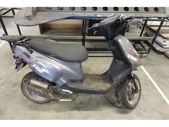 Scooter tgb - afbeelding 2 van  6