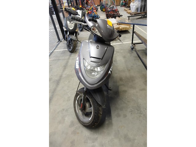 Scooter tgb - afbeelding 3 van  6