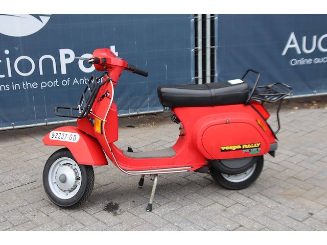 Scooter vespa rally pk 125 s benzine - afbeelding 1 van  1