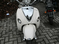 Scooter vestina - afbeelding 3 van  7