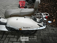Scooter vestina - afbeelding 4 van  7