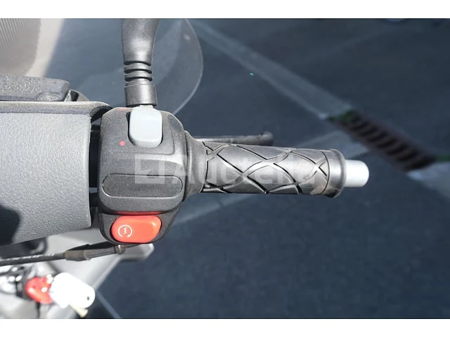 Scooter yamaha (vin: vtlse066000038224) - afbeelding 11 van  28