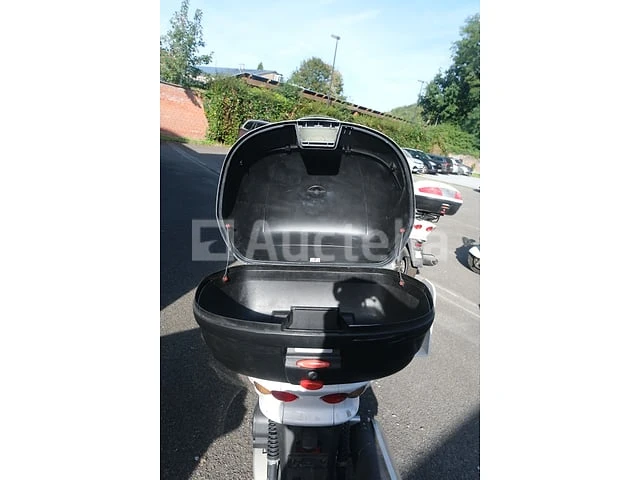 Scooter yamaha yp125e (2009-3,155 km)(vin:vtlse068000011913) - afbeelding 24 van  31