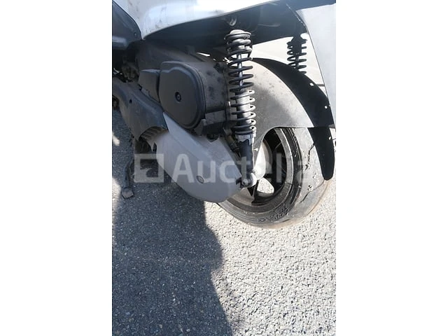 Scooter yamaha yp125e (2009-3,610 km)(vin:vtlse068000011453) - afbeelding 11 van  40