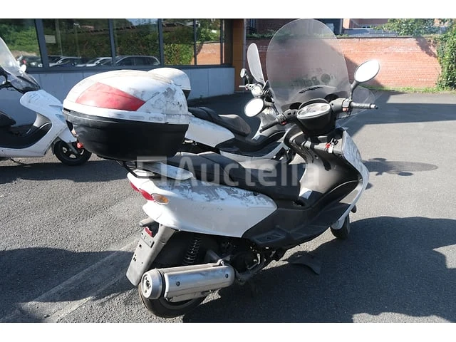 Scooter yamaha yp125e (2009-3,610 km)(vin:vtlse068000011453) - afbeelding 13 van  40
