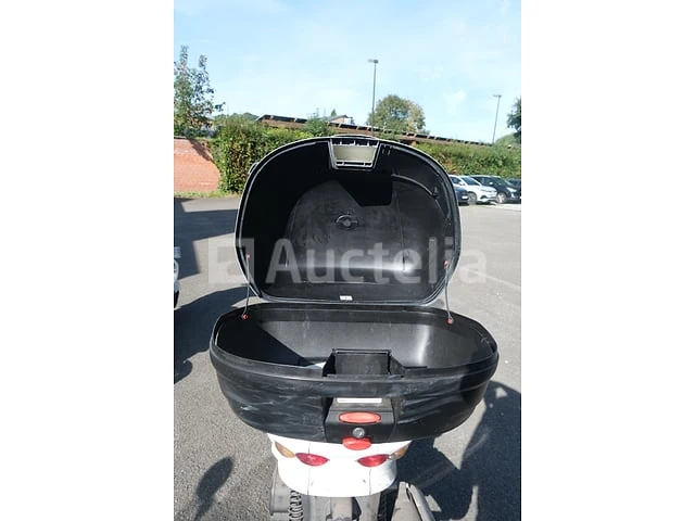 Scooter yamaha yp125e (2009-3,610 km)(vin:vtlse068000011453) - afbeelding 19 van  40