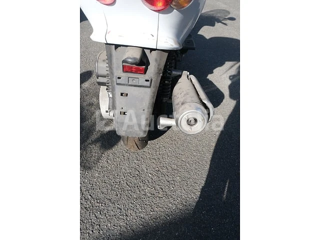 Scooter yamaha yp125e (2009-3,610 km)(vin:vtlse068000011453) - afbeelding 30 van  40