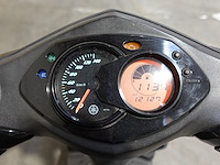 Scooter yamaha - afbeelding 9 van  11