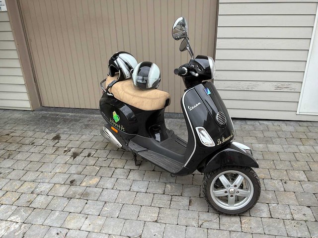Scooter - afbeelding 1 van  12