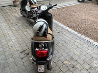 Scooter - afbeelding 8 van  12