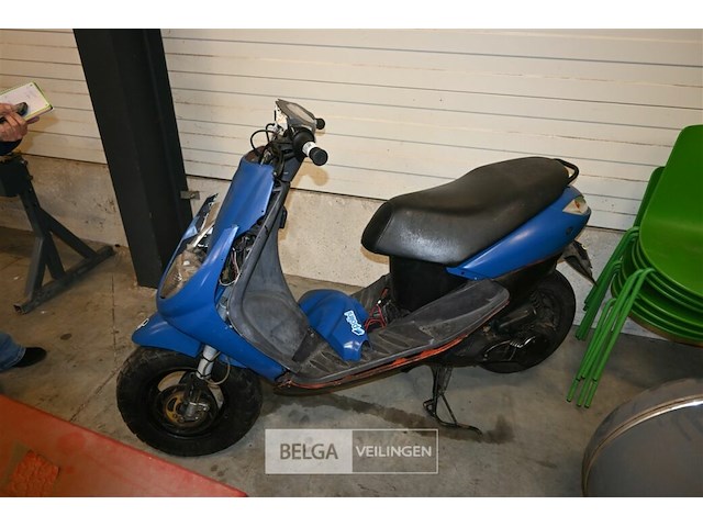 Scooter - afbeelding 1 van  6