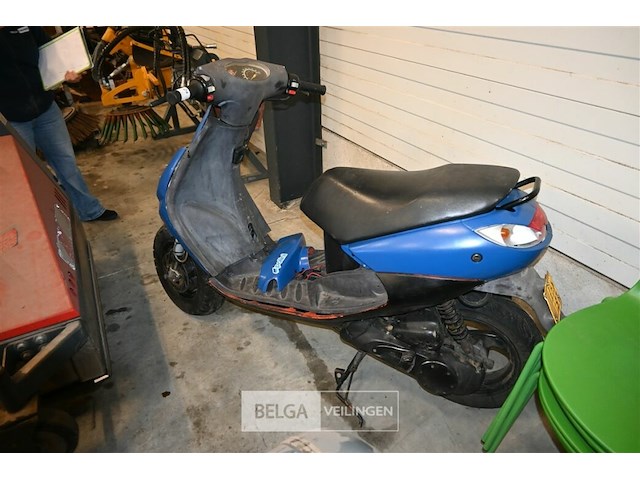 Scooter - afbeelding 2 van  6