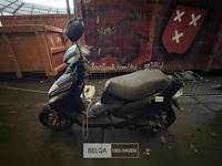 Scooter - afbeelding 1 van  5