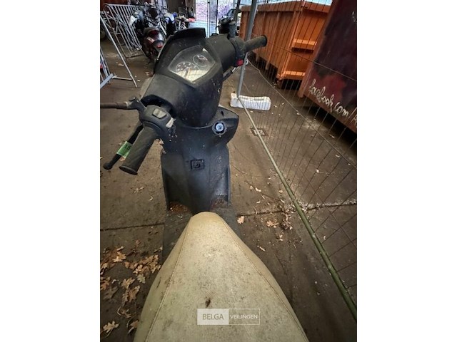Scooter - afbeelding 6 van  8