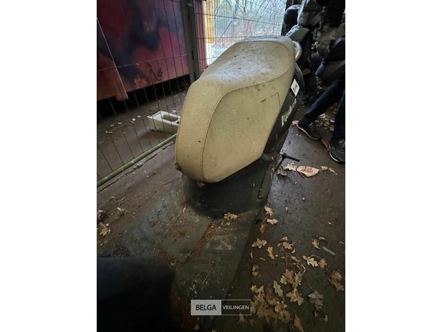 Scooter - afbeelding 7 van  8