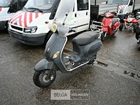 Scooter - afbeelding 1 van  8